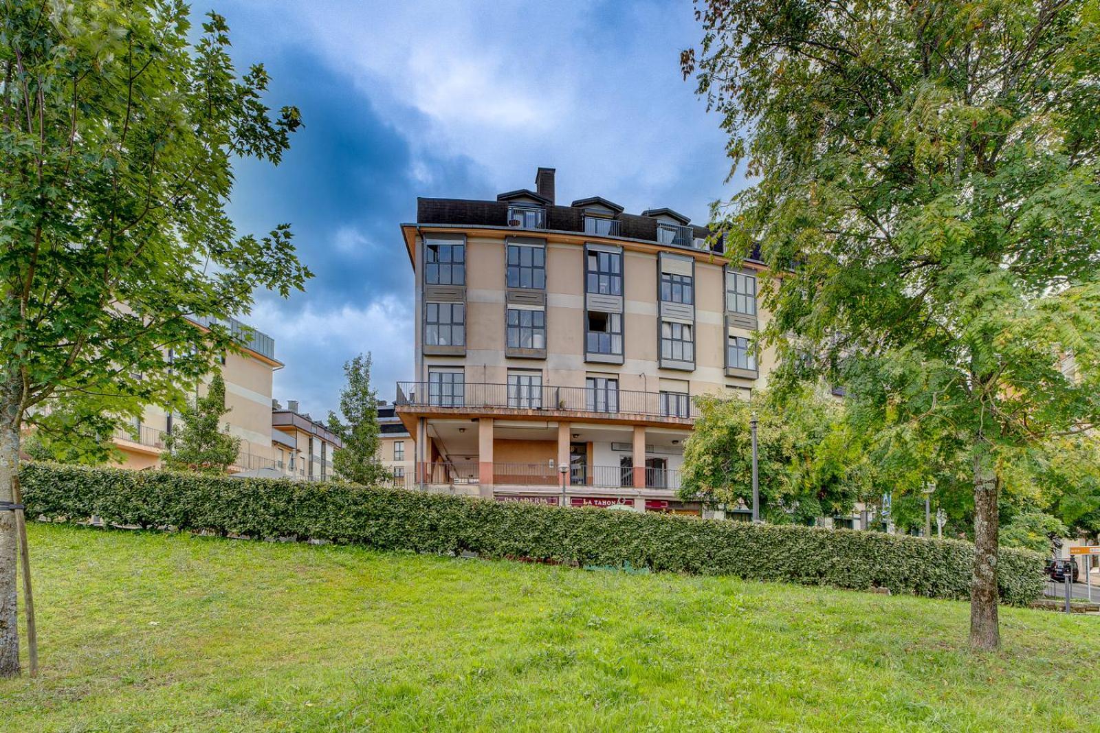 Luminoso Atico Con Terraza, Irun, Parking, 4Pax Lägenhet Exteriör bild